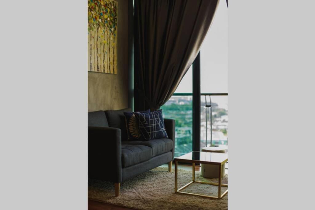 Jazz Suites 1 Vivacity Kuching Exterior foto